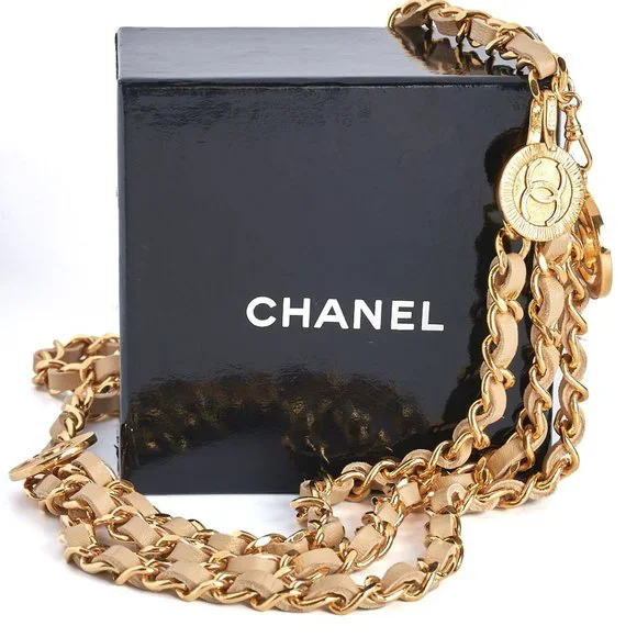 Authentic CHANEL Vintage Belt, Chanel Chain Belt, Chanel Chain and Leather Belt, - Picture 12 of 12